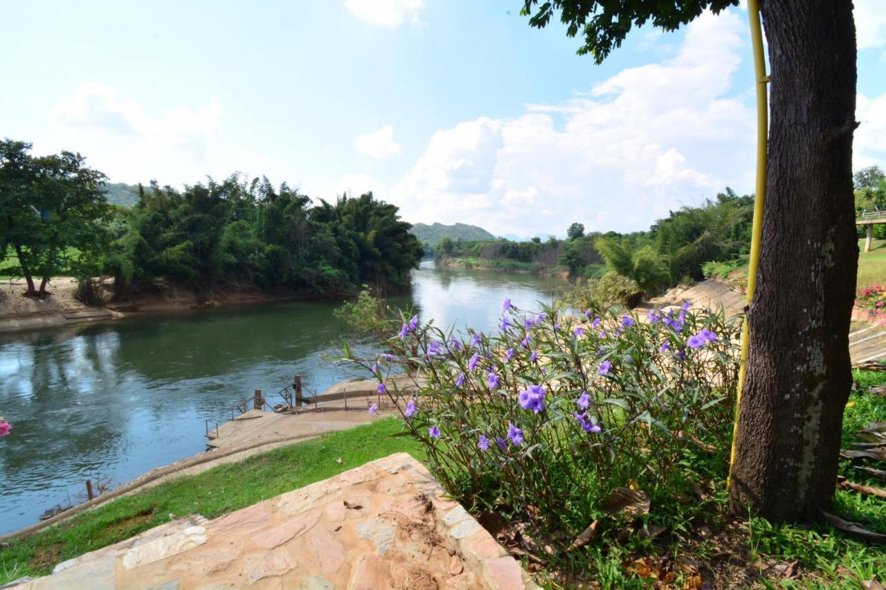 Baan Wanwaree Bed & Breakfast Kanchanaburi Luaran gambar
